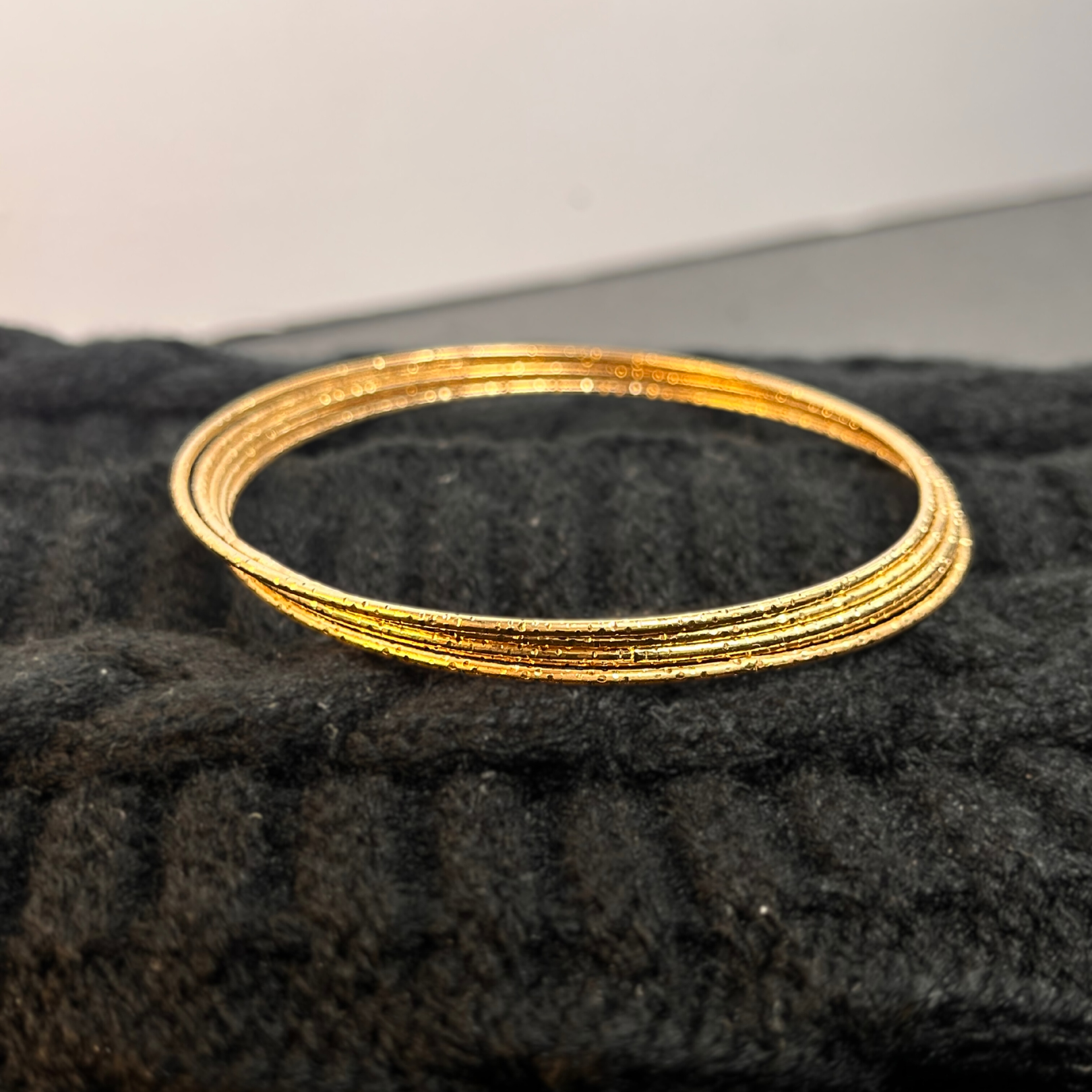 Thin Bangles (Set of 5)