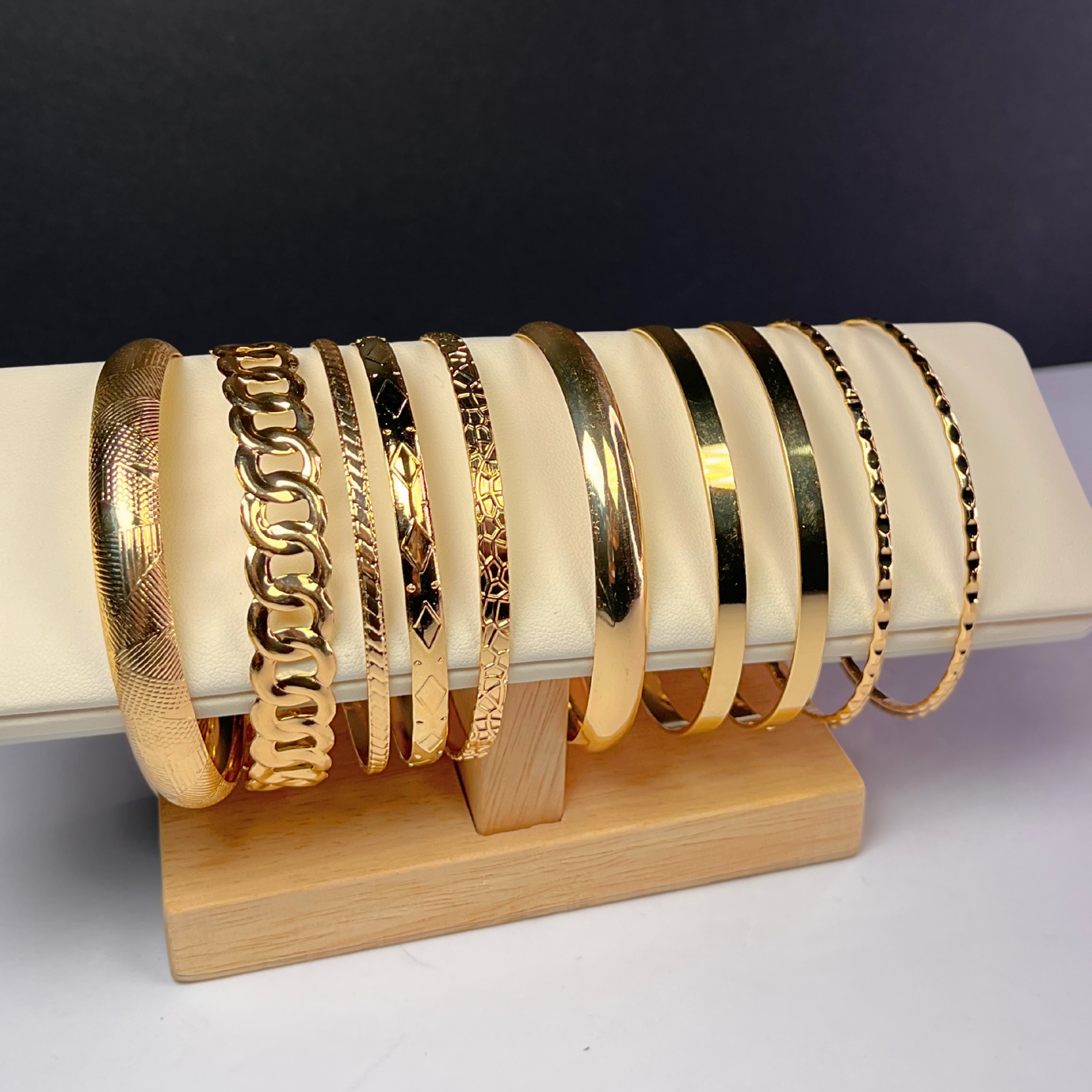 Luxe Aura Gold Bangles (Set of 10)
