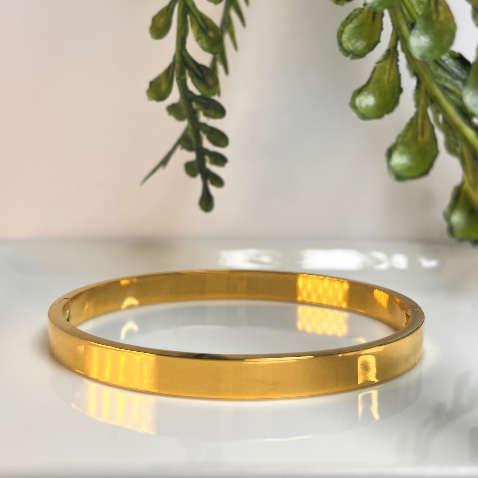 Minimal Cuff Bracelet