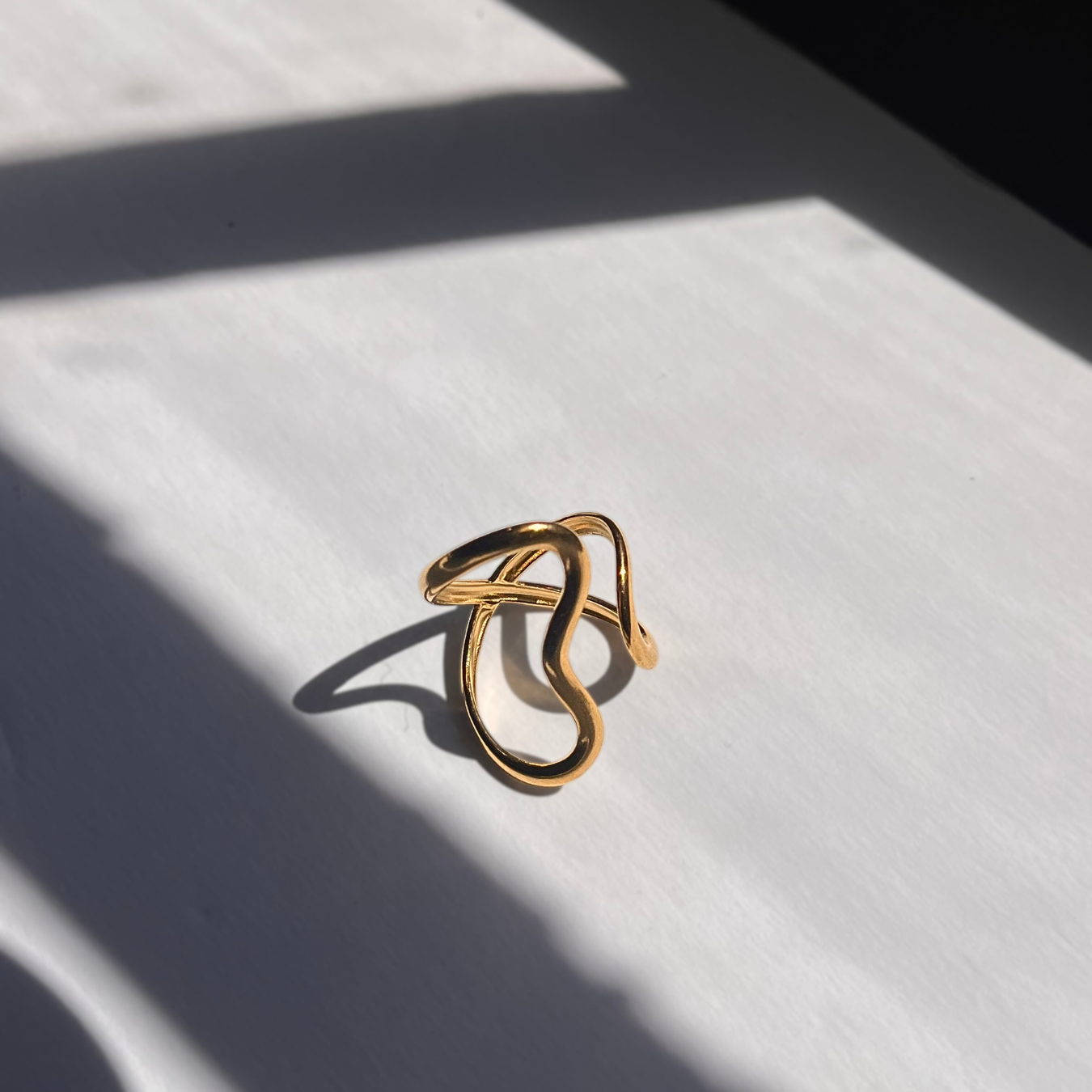 Wavy Ring