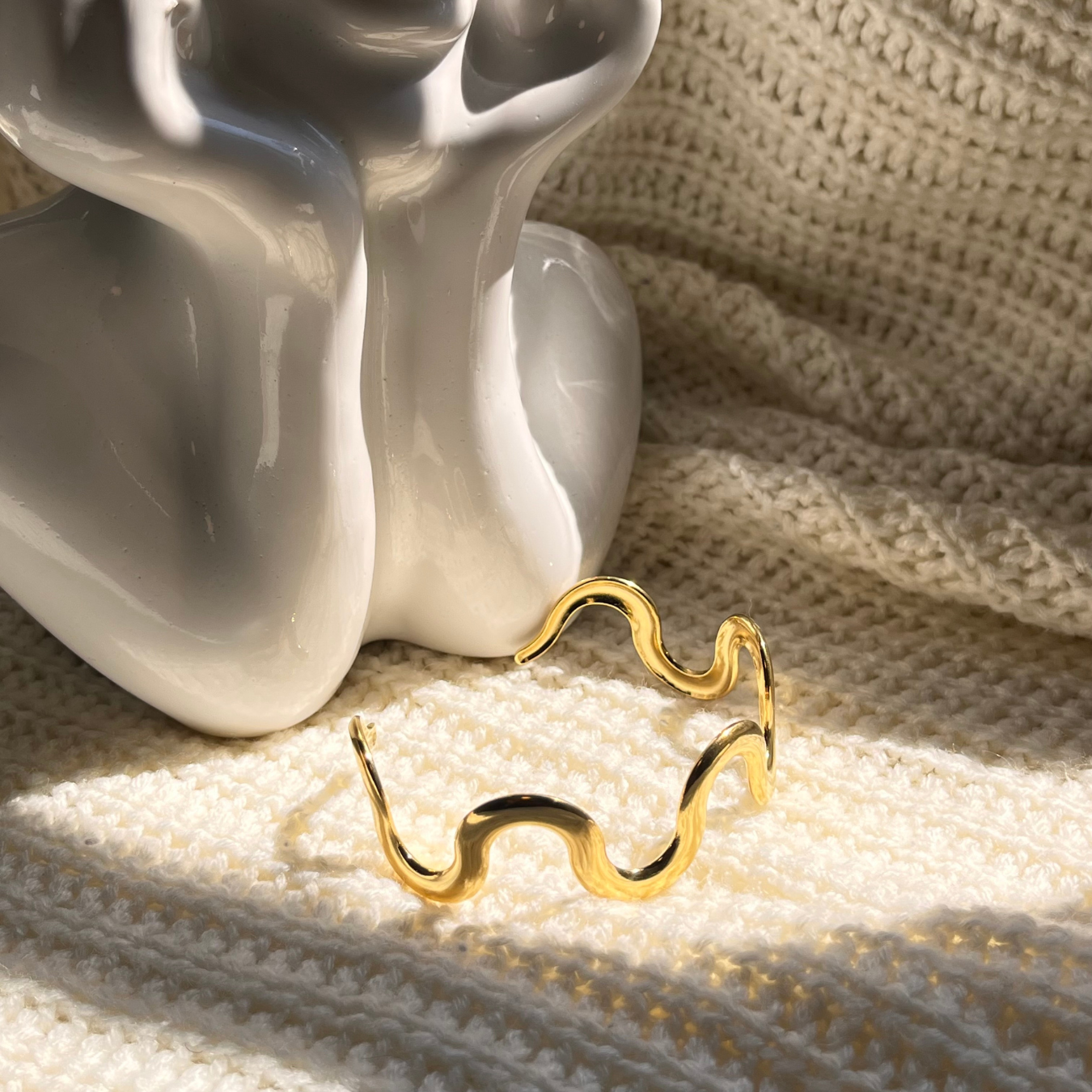 Wavy Bangle