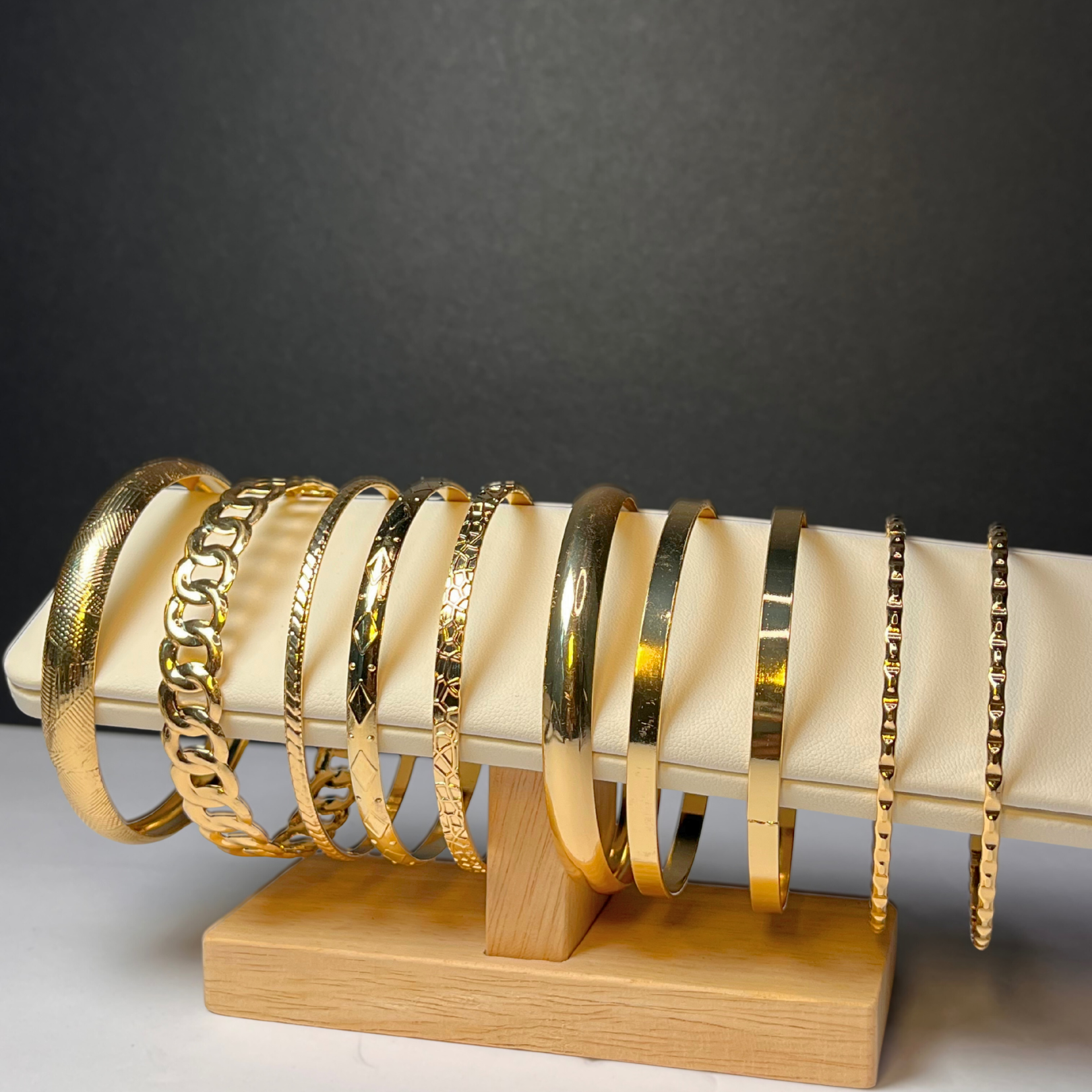 Luxe Aura Gold Bangles (Set of 10)