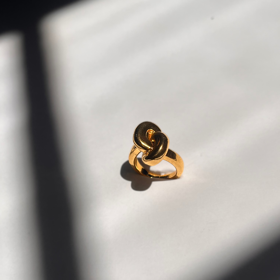 Knot Ring