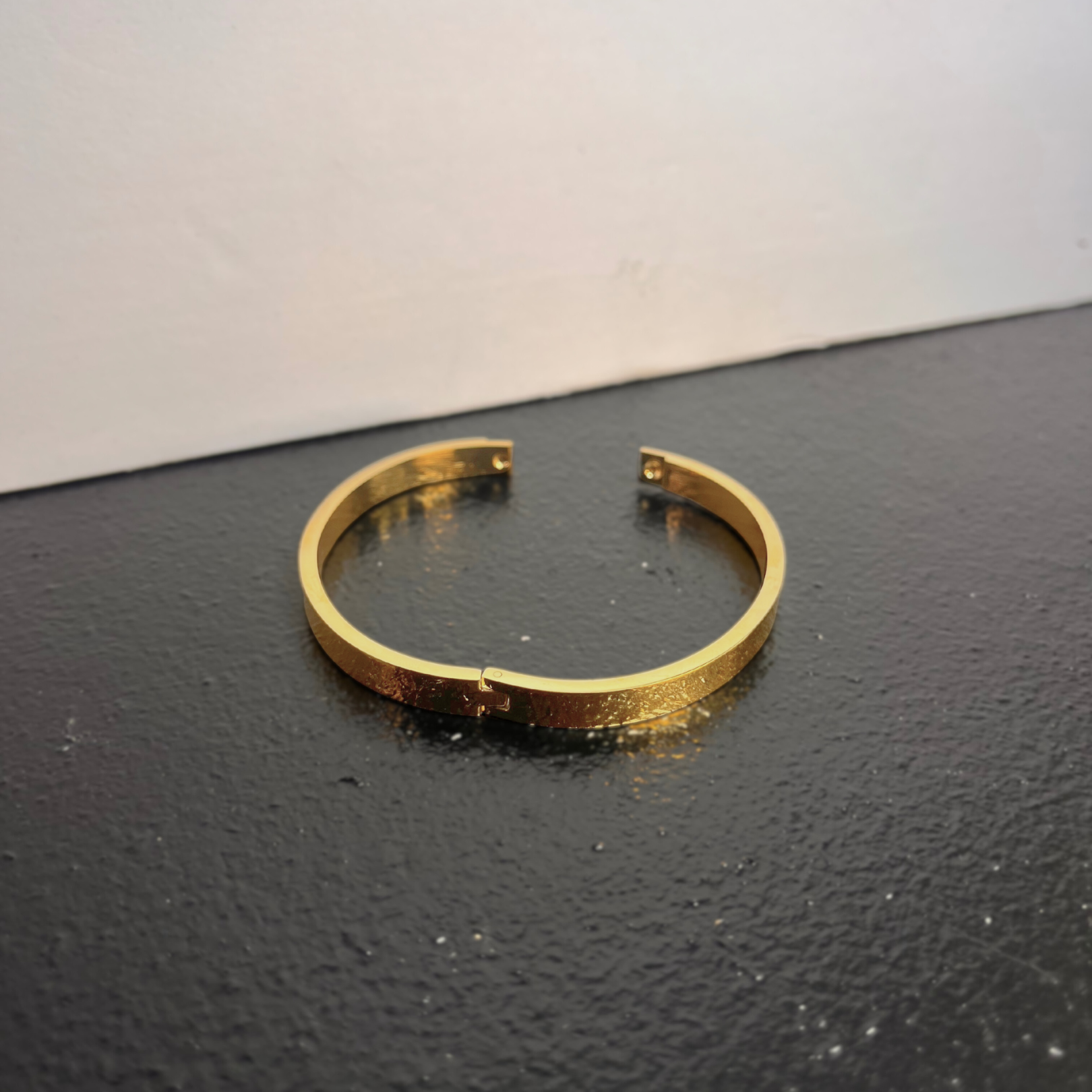 Minimal Cuff Bracelet