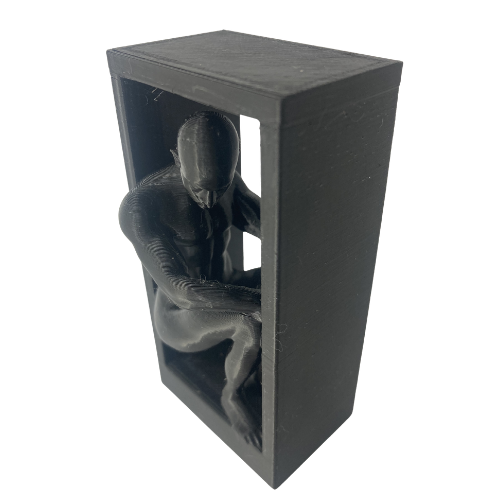 Escultura Homem na Caixa