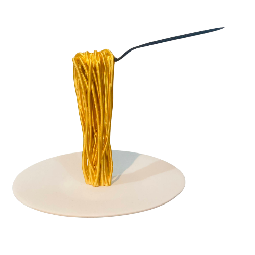 Escultura de Macarrão Flutuante