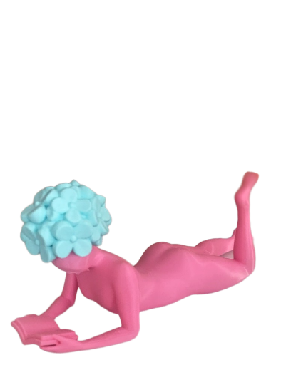 Escultura Leitora Rosa