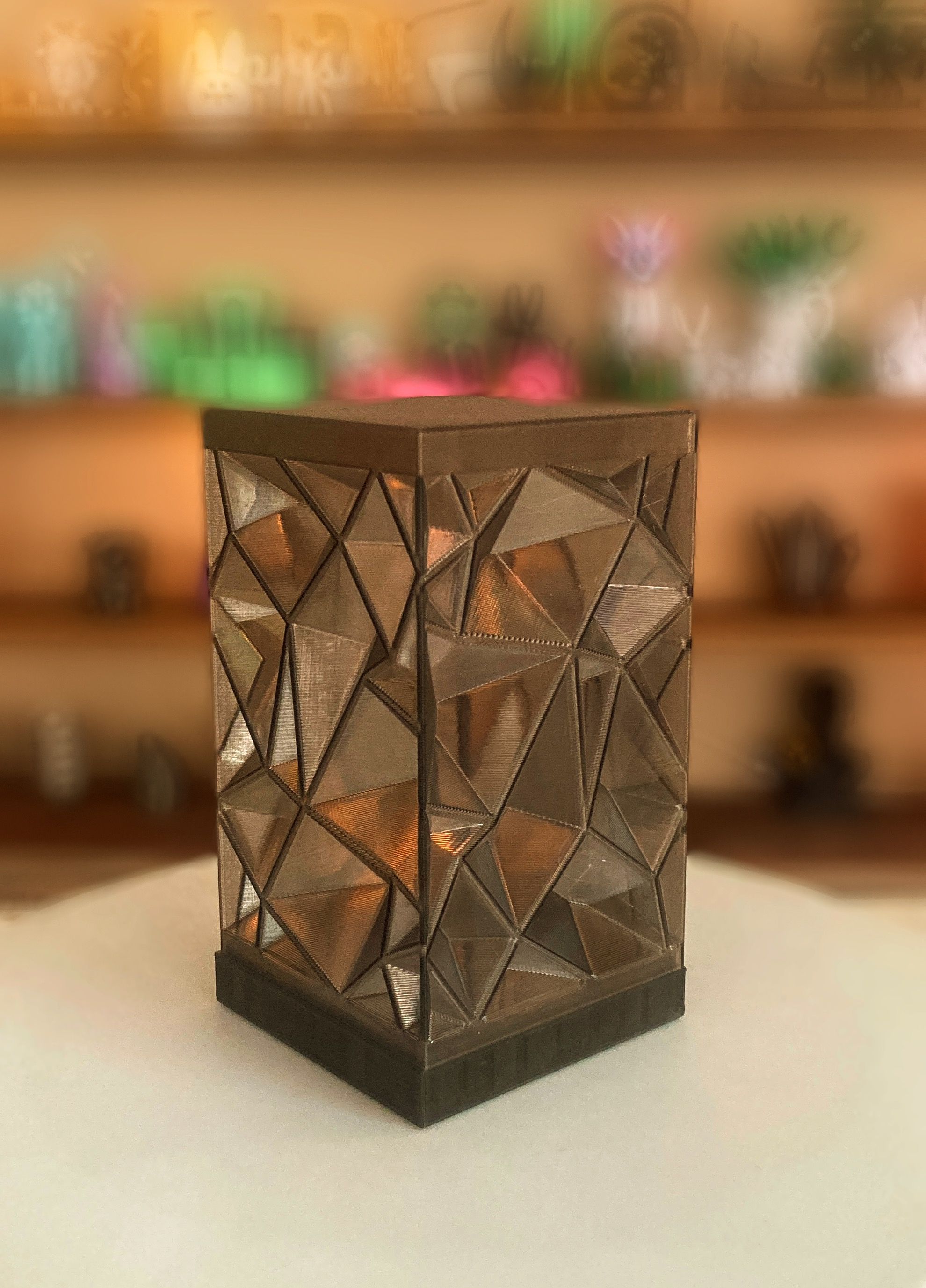 Luminária Decorativa Geométrica