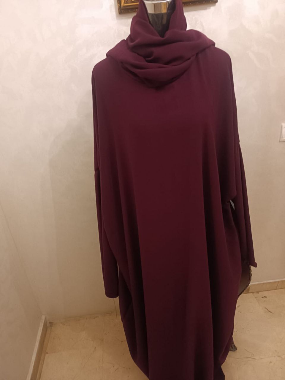 Abaya Prune Élégante