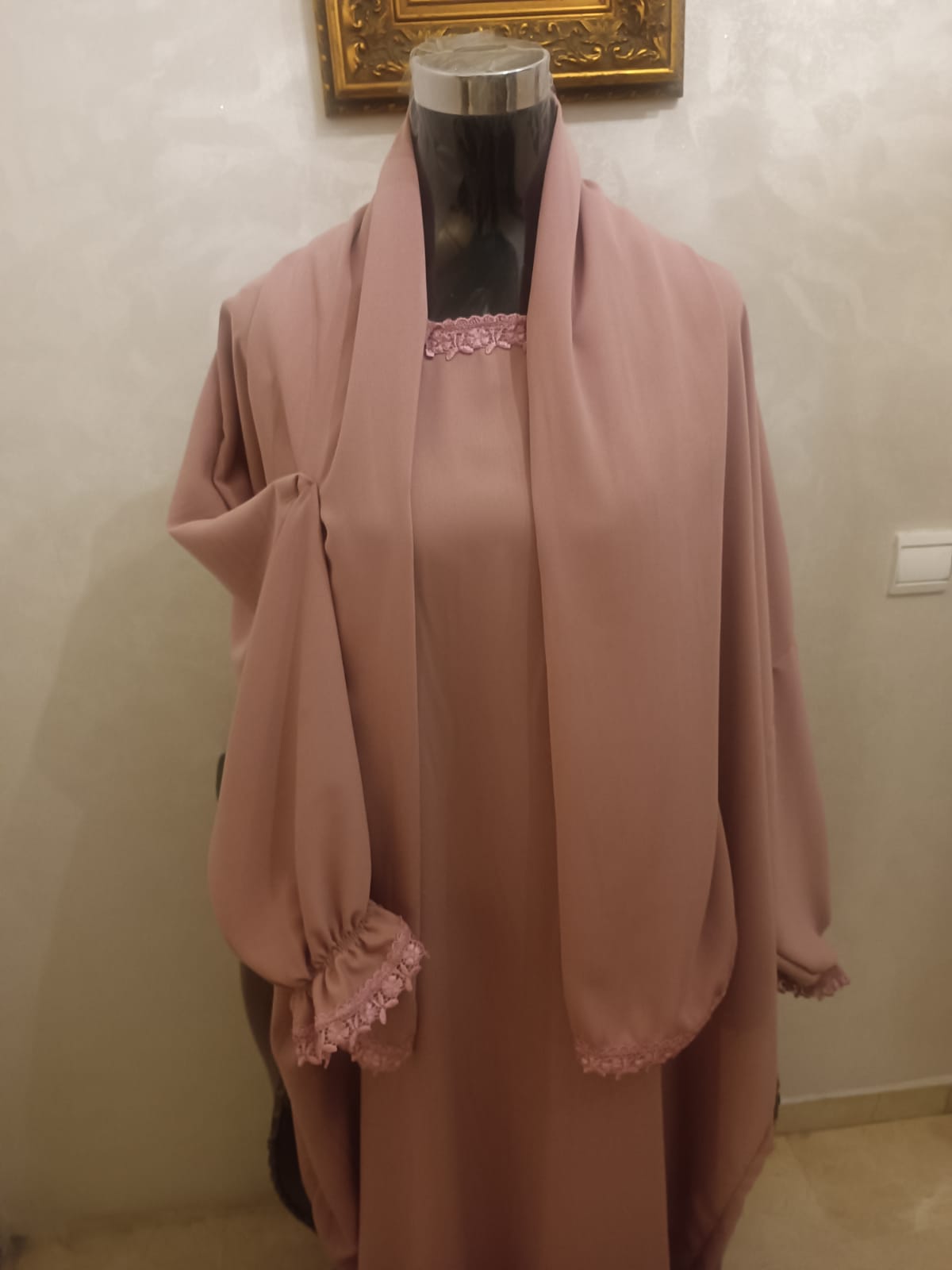 Abaya Rose Poudré