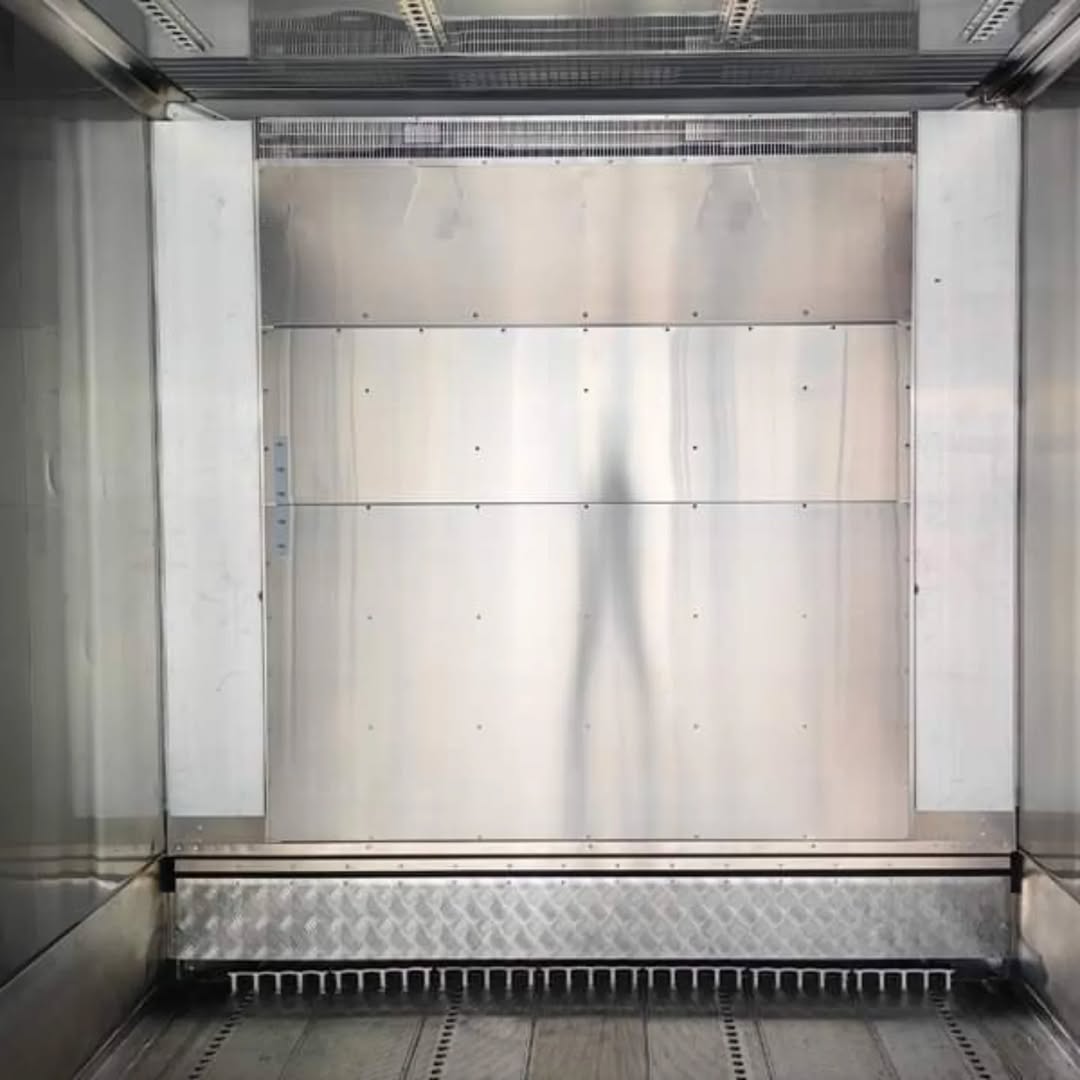 Refrigerated Shipping Container