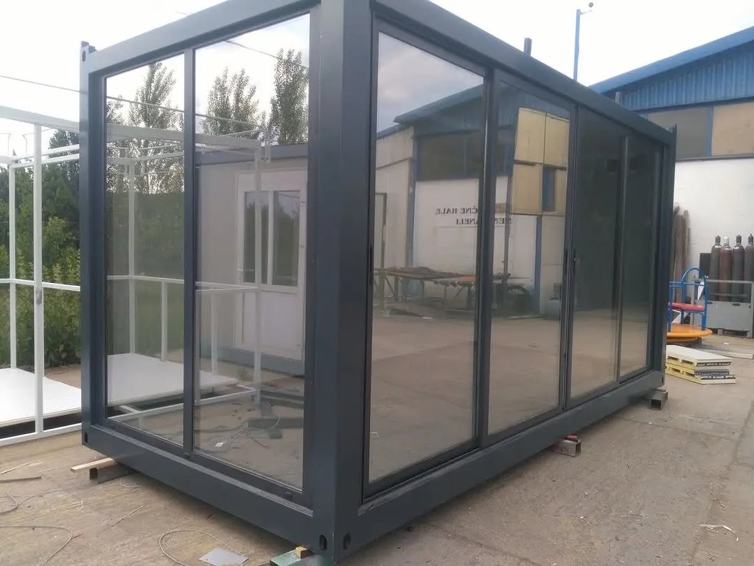 Modern Glass Portable Cabin
