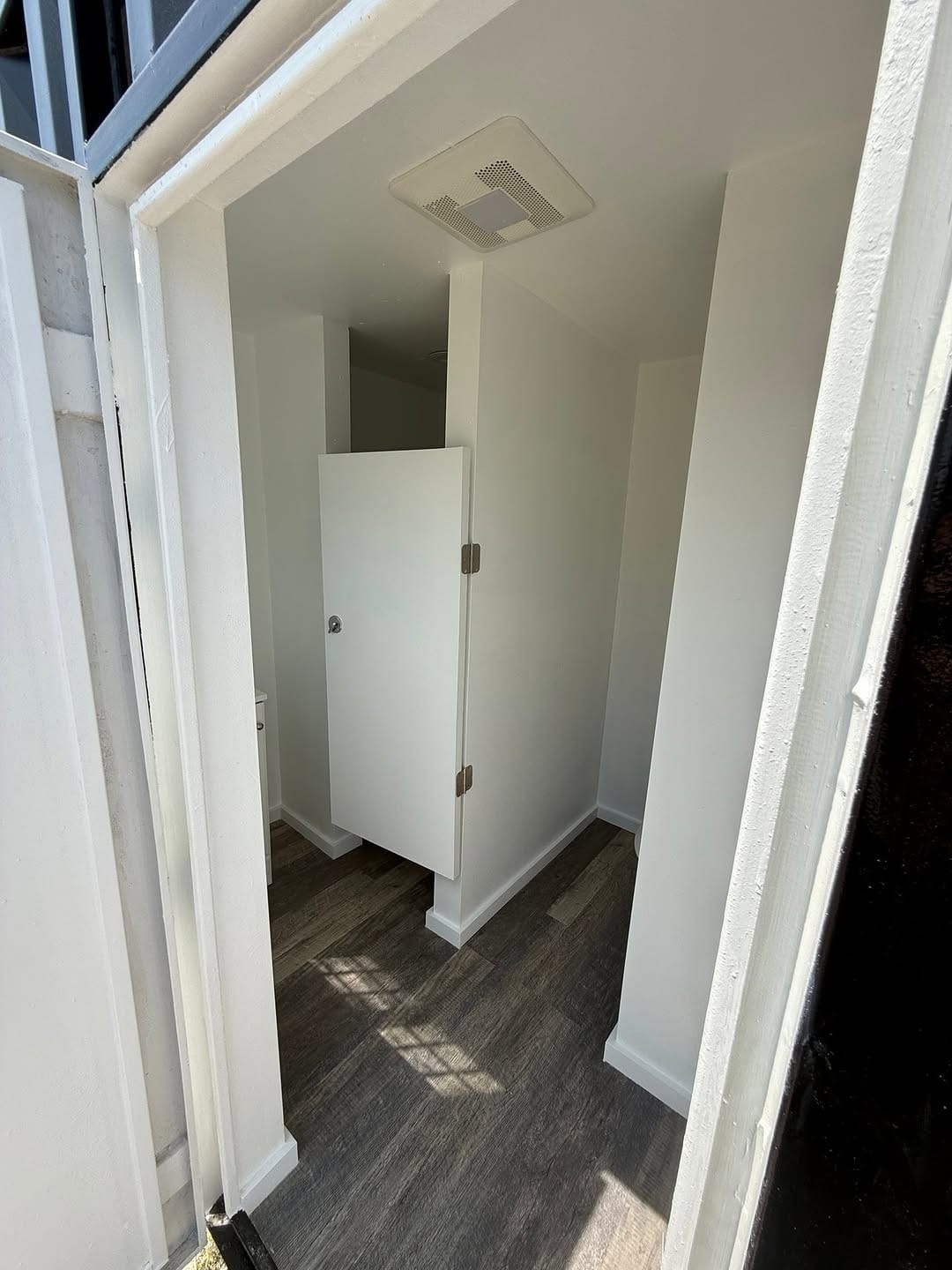 Outdoor Toilet Cubicle