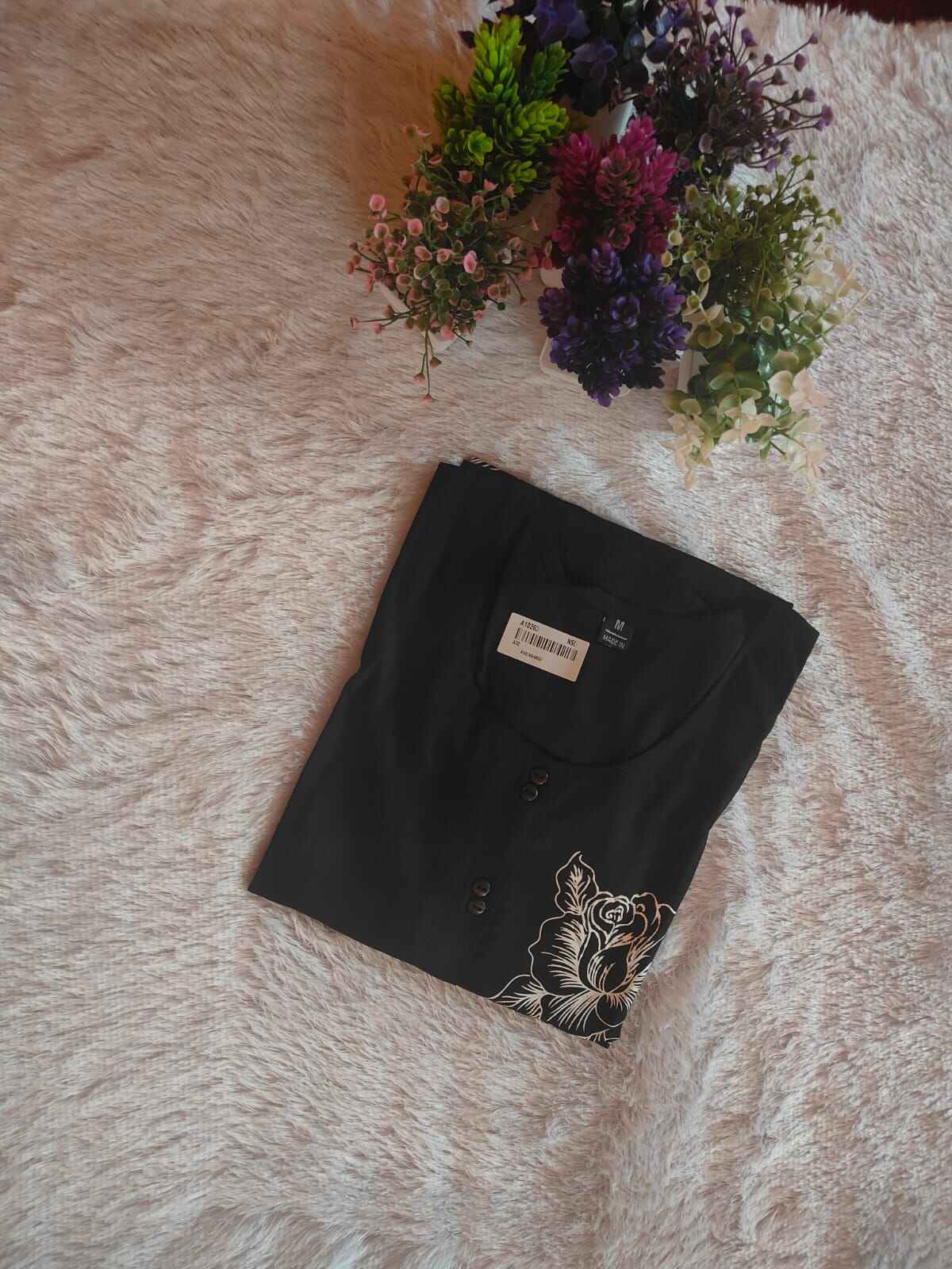 Black Embroidered Kurti_A10263