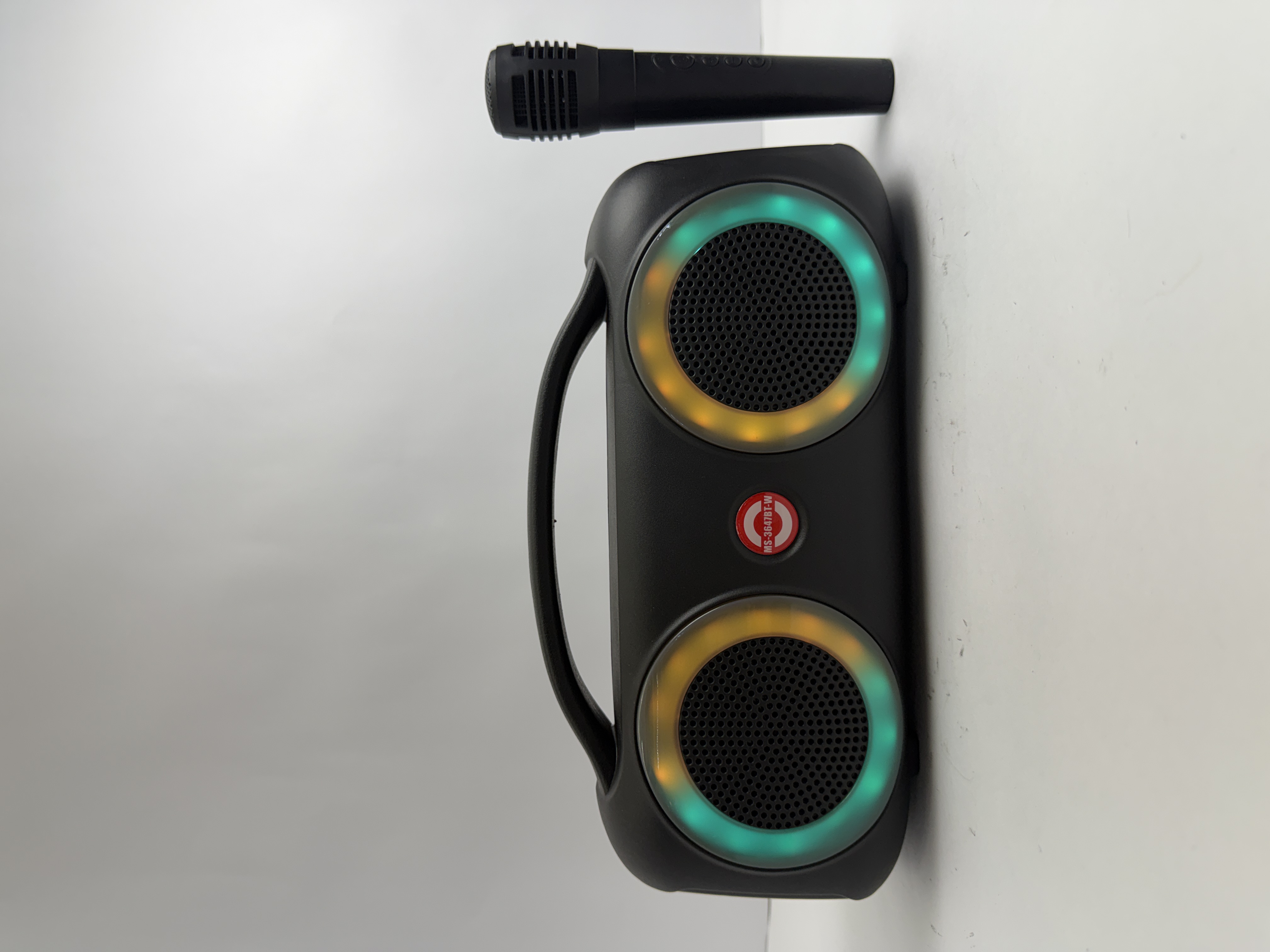 Altavoz Bluetooth con micrófono