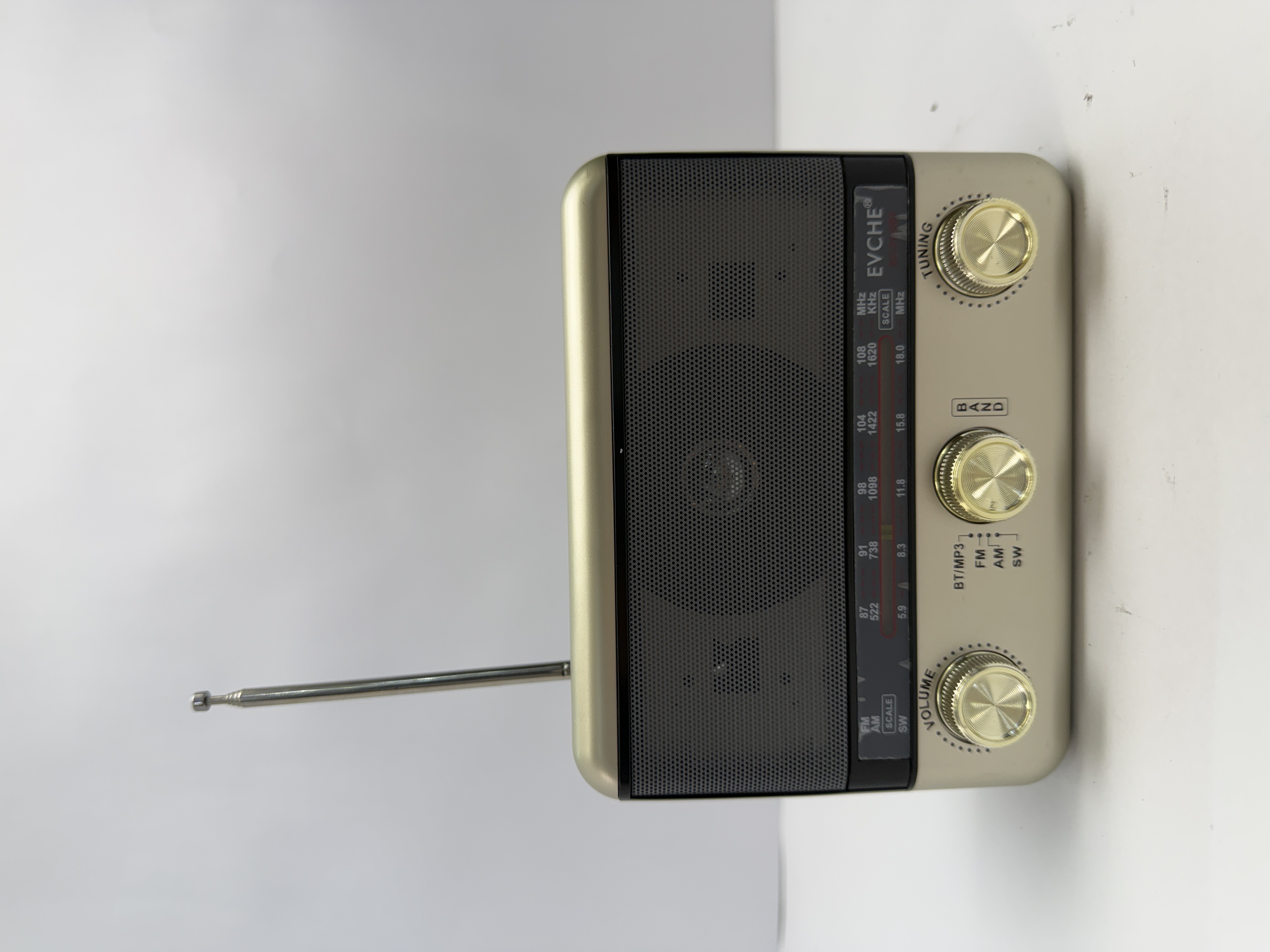 Radio portátil retro