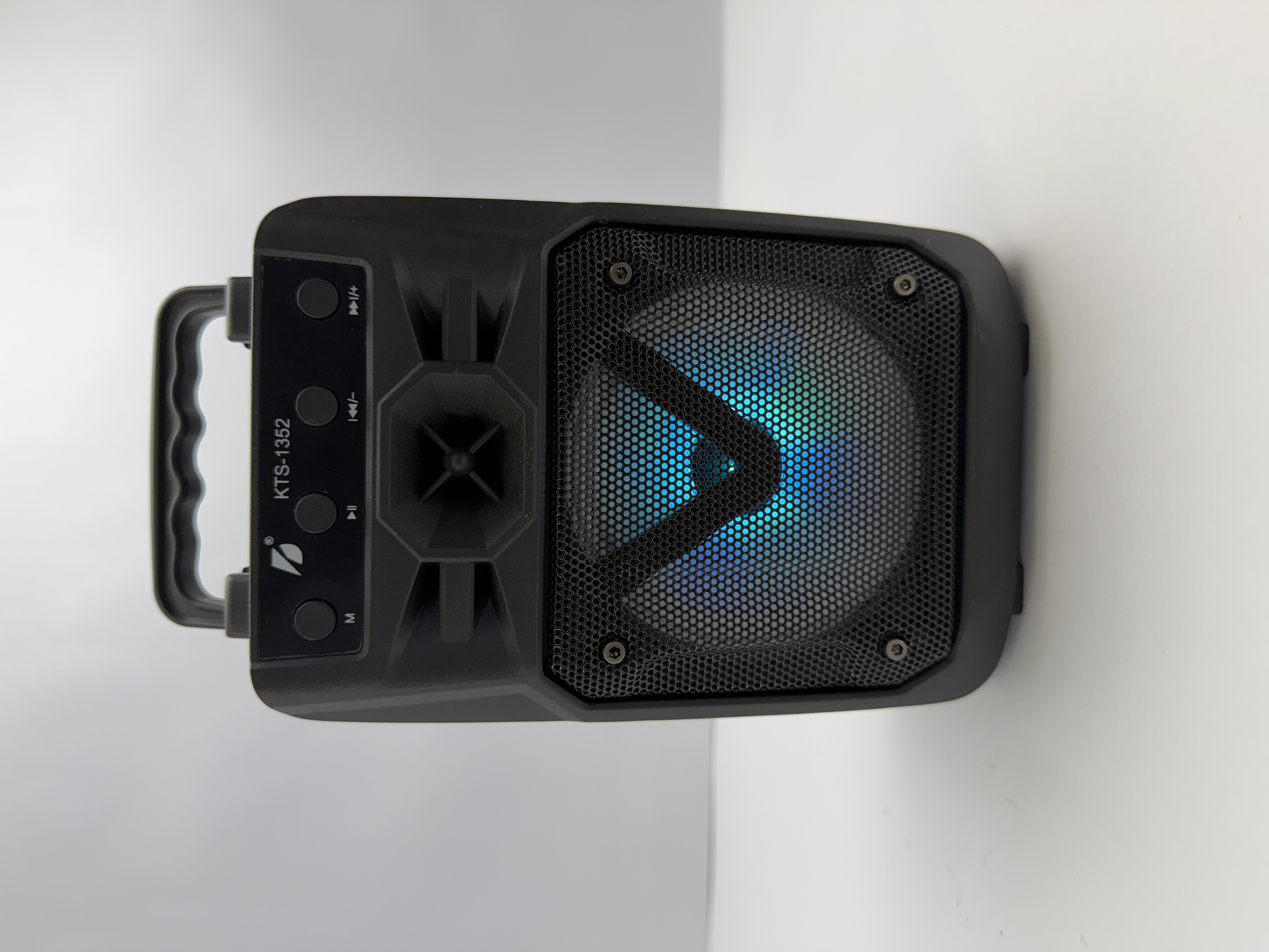 Altavoz portátil KTS-1352