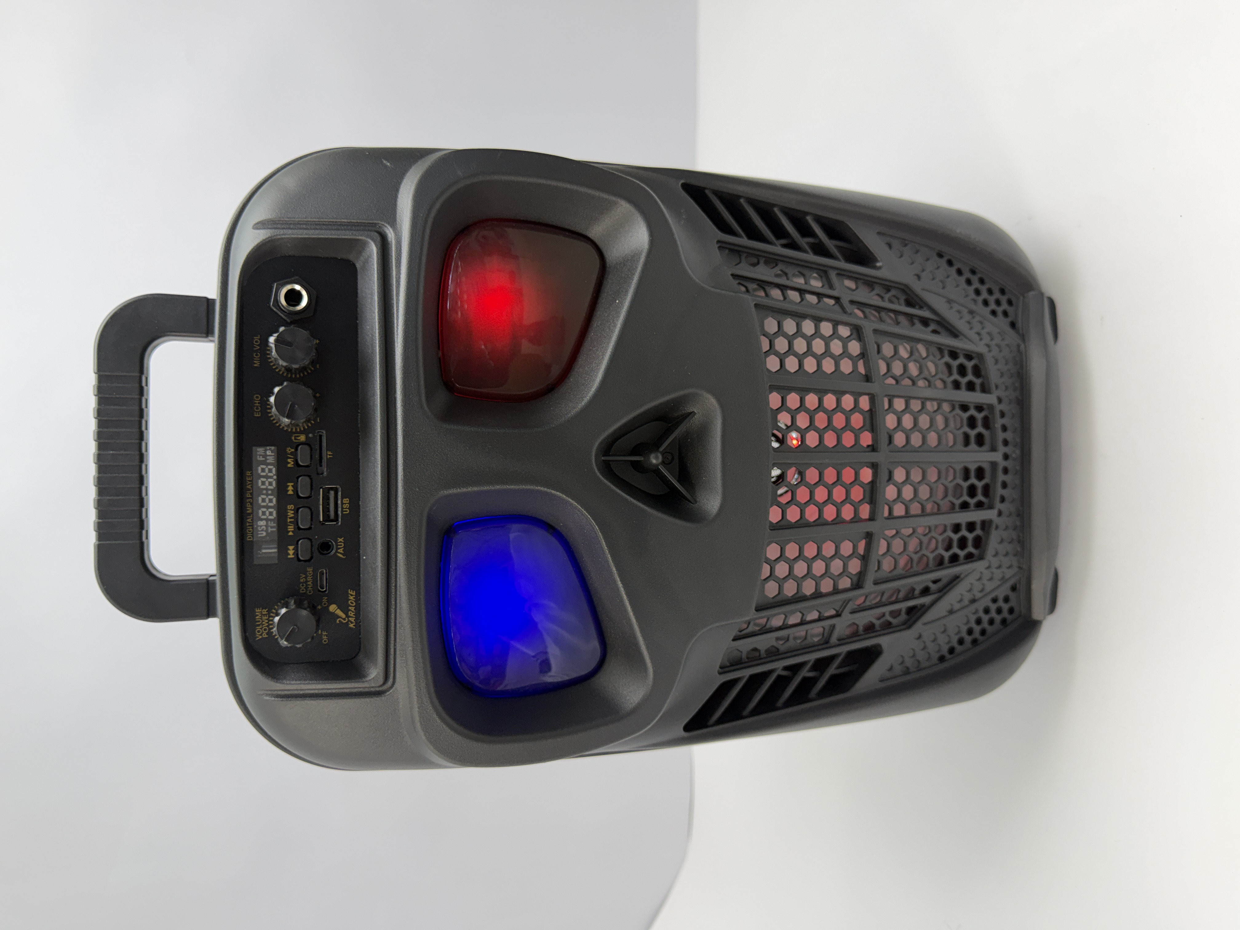 Altavoz portátil con luces LED