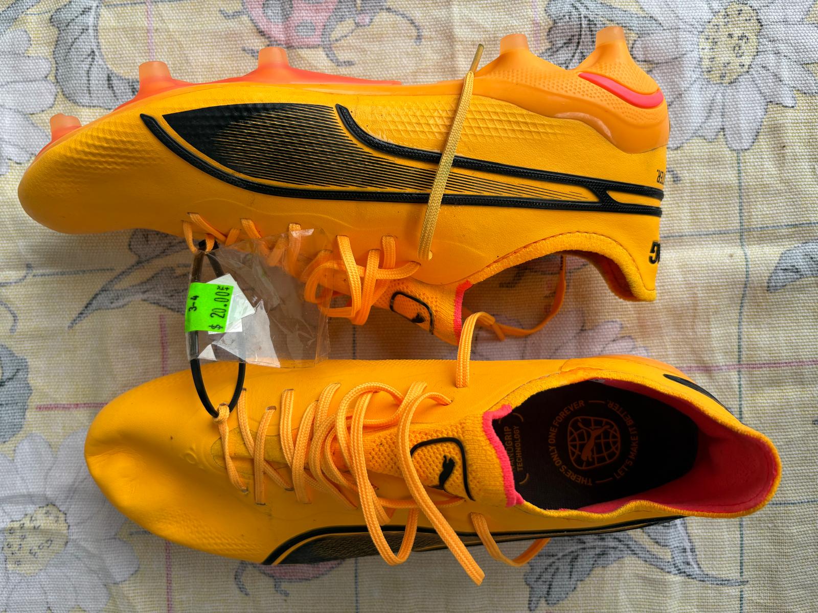 Chaussures de Foot Digitales