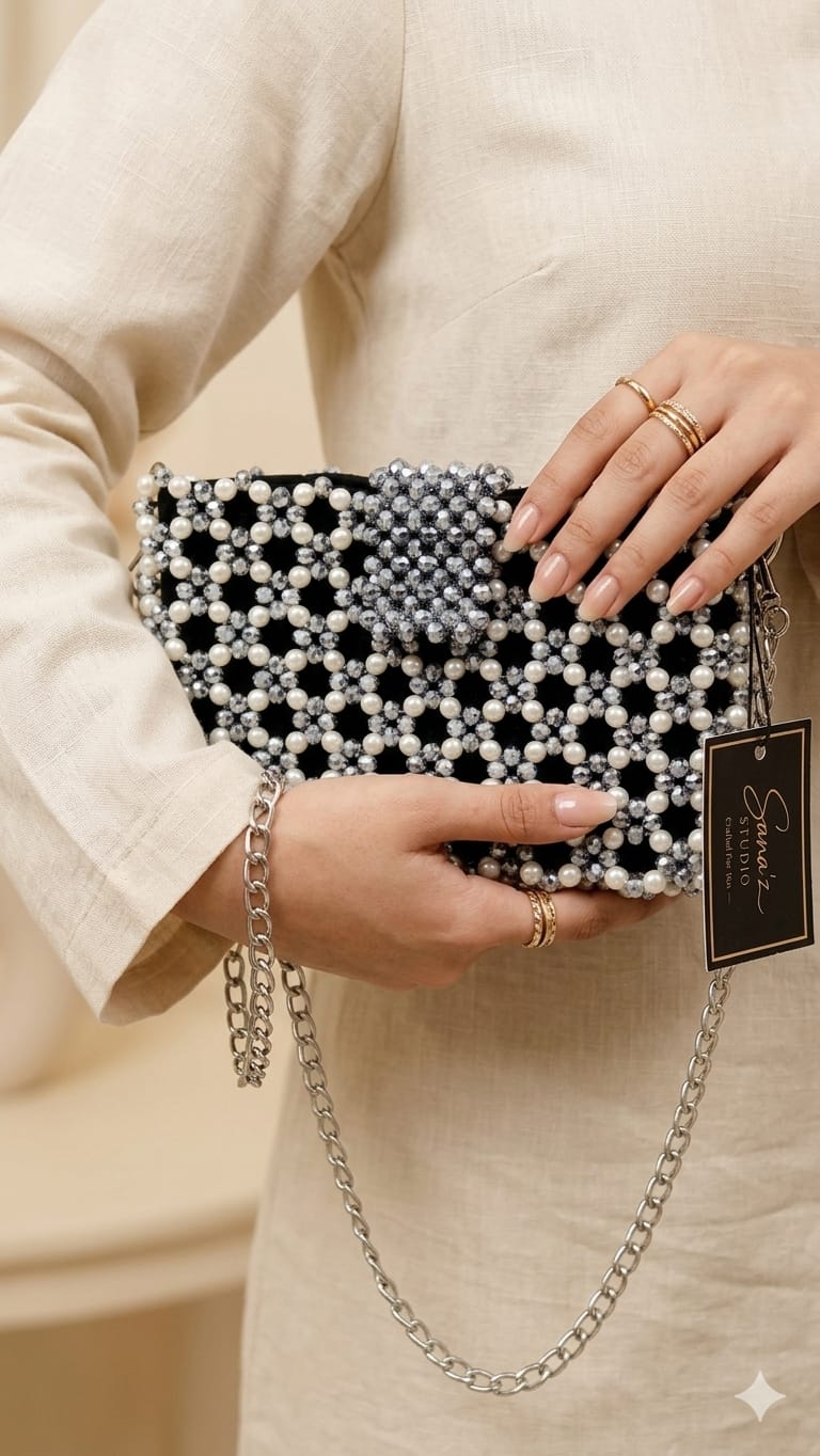 Sana'z Luxe Pearl Cage Clutch