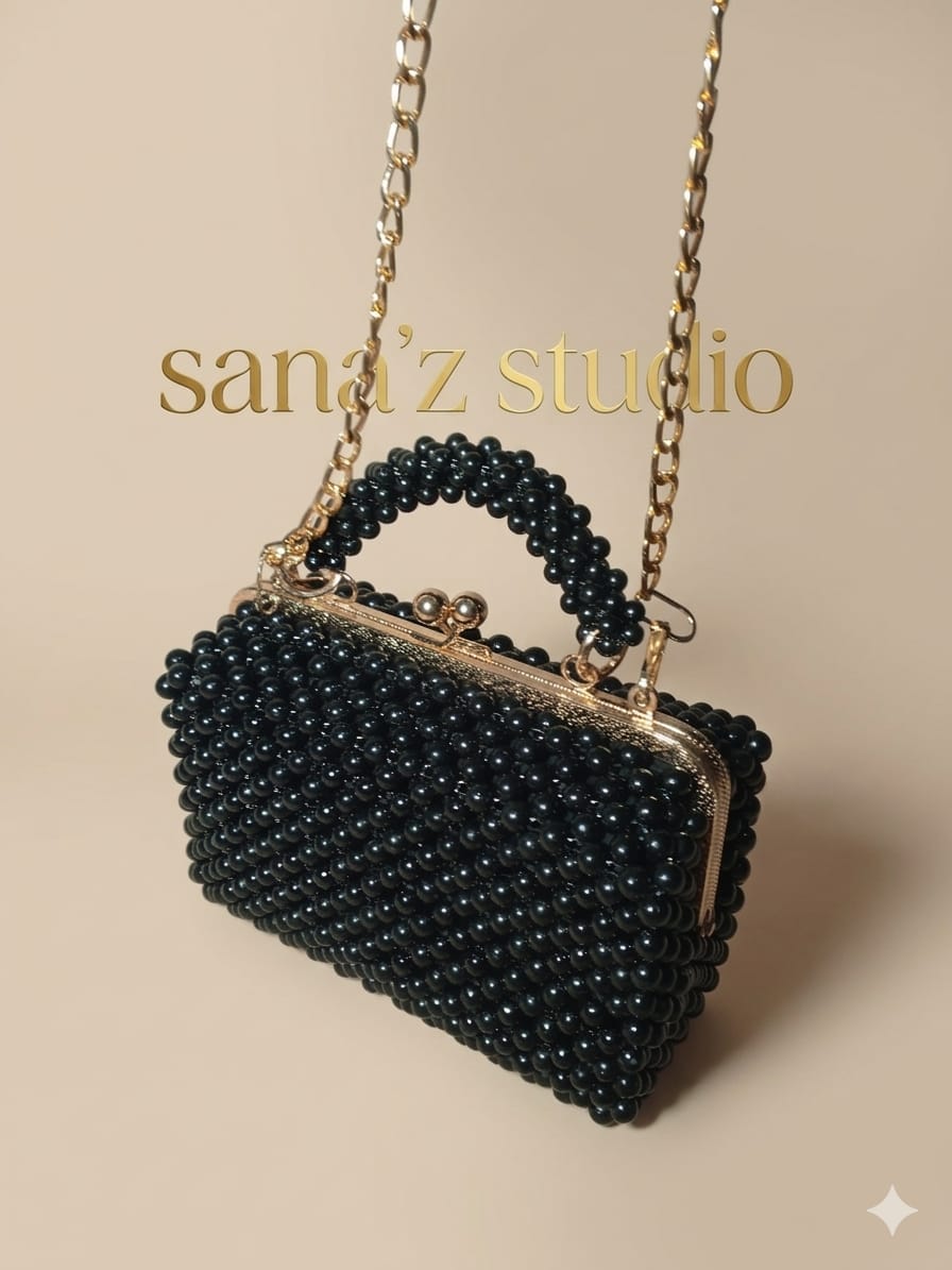 Black pearl metal clutch 