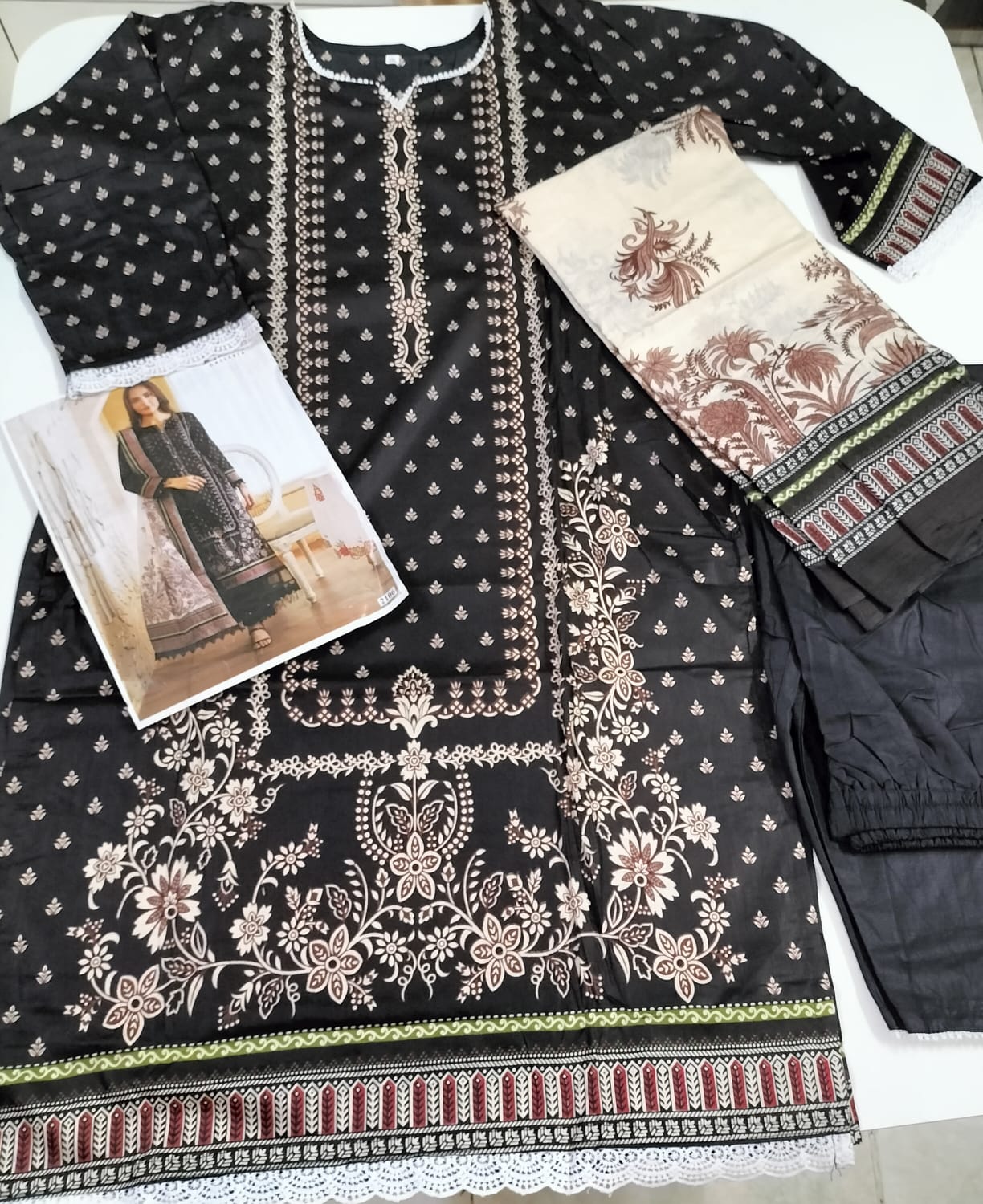 Ready Made Printed Lawn Suits