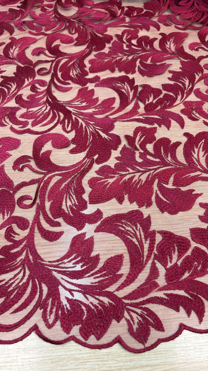 Tecido Tule Bordado marsalla