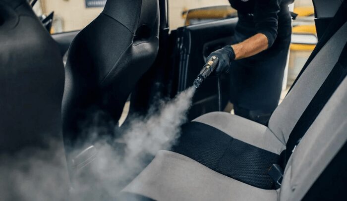 LAVAGGIO E SMACCHIATURA SEDILI E TAPPEZZERIA CON SANIFICAZIONE