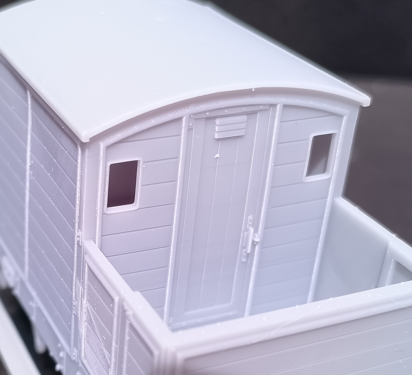 4mm OO GWR RR Rhymney Railway 8T brake van open veranda