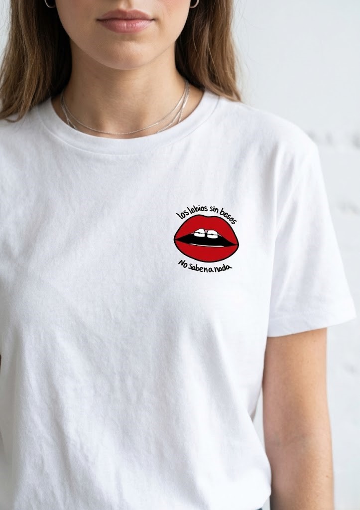 CAMISETA ''BESOS''