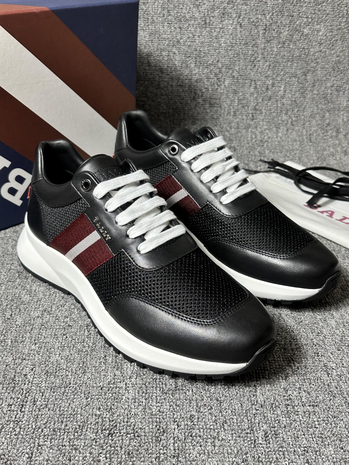 Mesh Sneaker in Black Leather