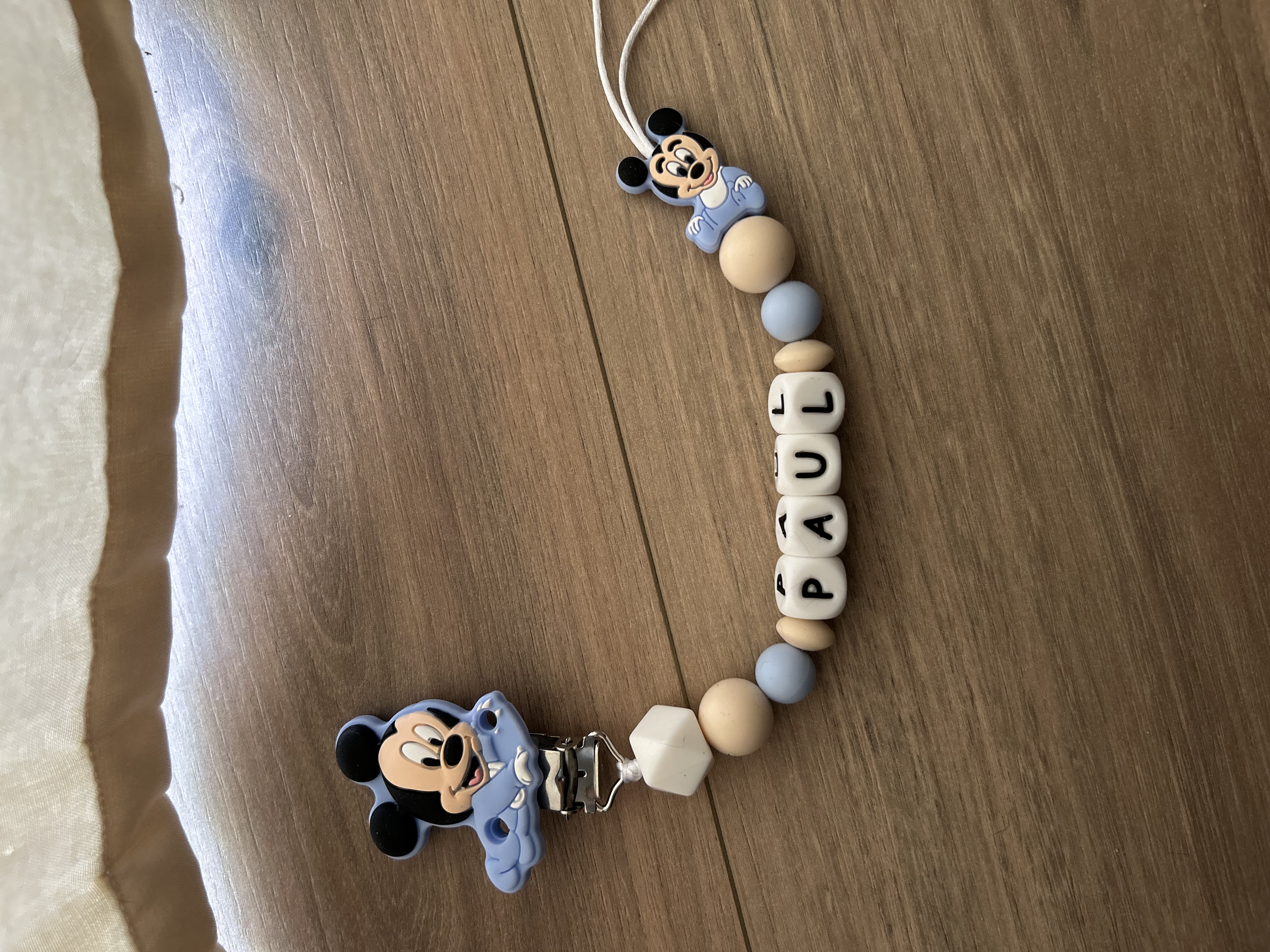 Attache-tétine personnalisable Mickey