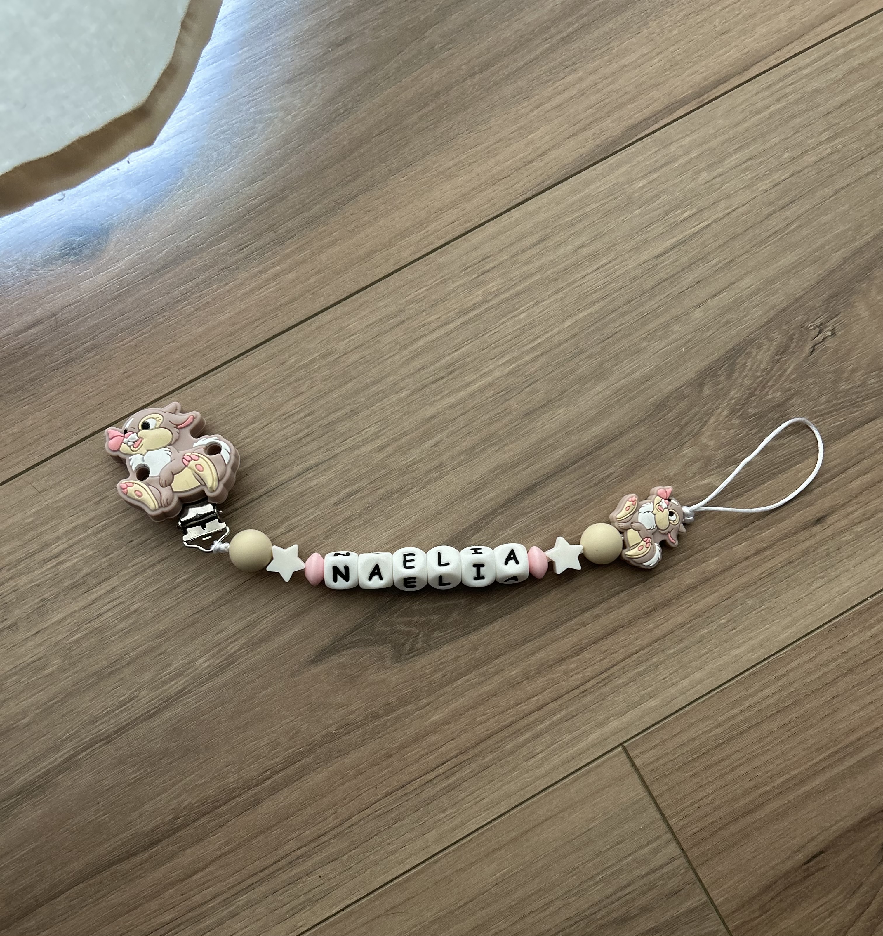 Attache-tétine personnalisable Panpan