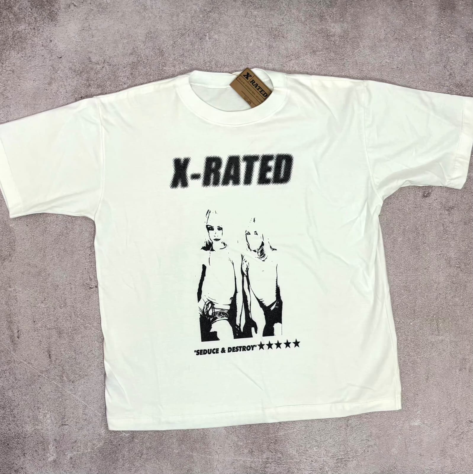 Remera oversize X-Rated