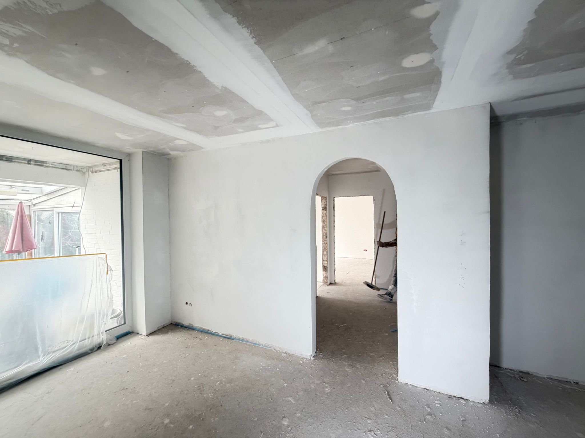 140 QM Spachteln & Decke abhängen 