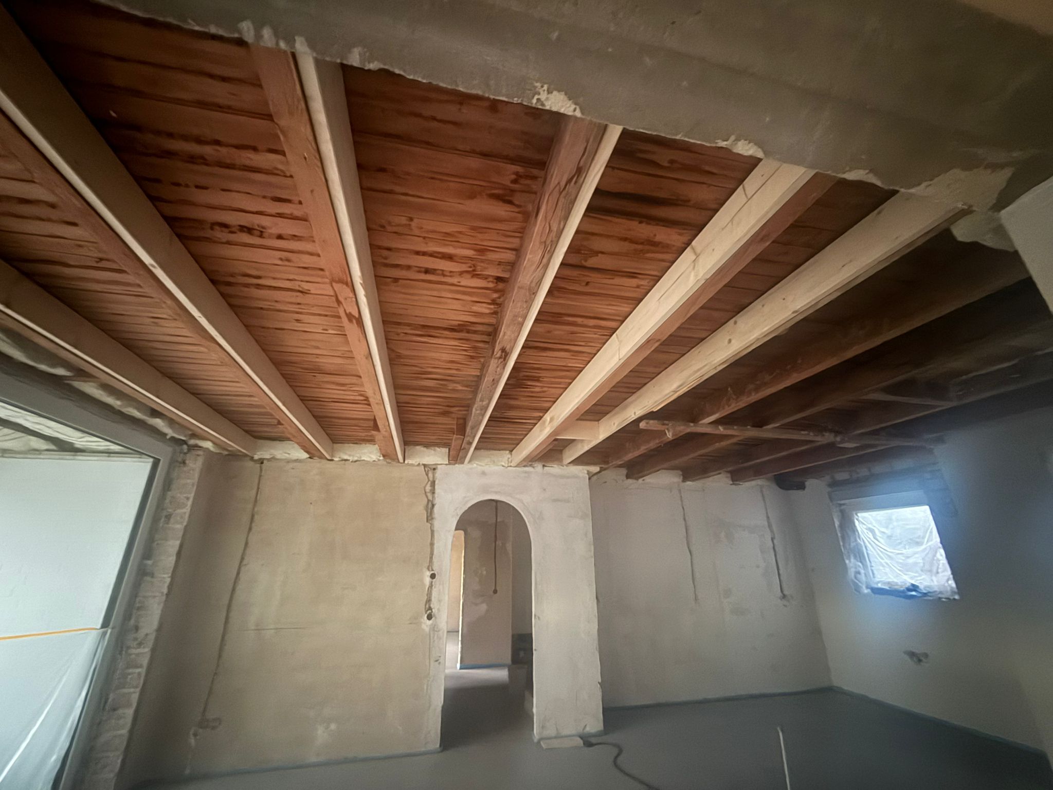 140 QM Spachteln & Decke abhängen 