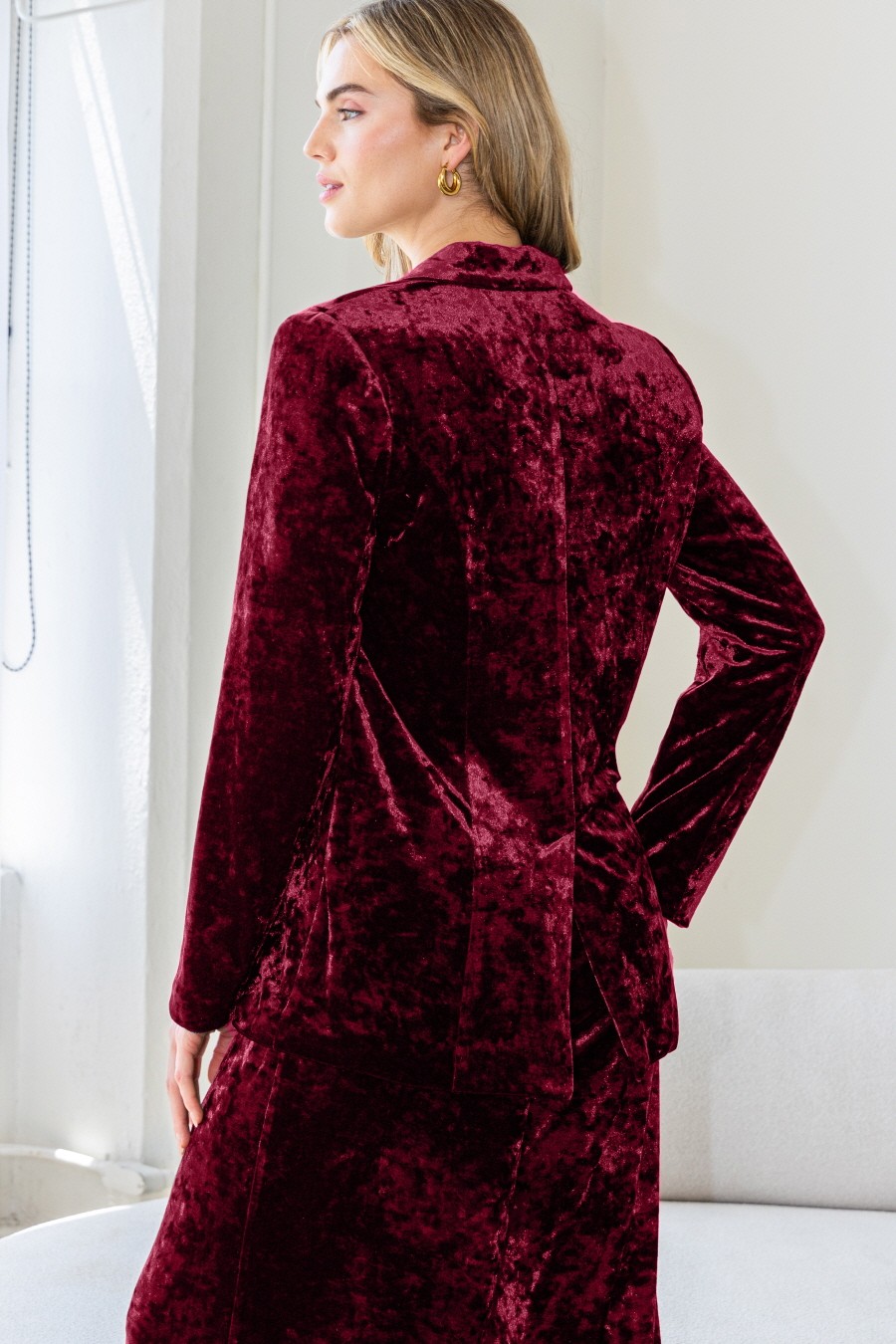 Women’s Burgundy Velvet Suit Blazer 