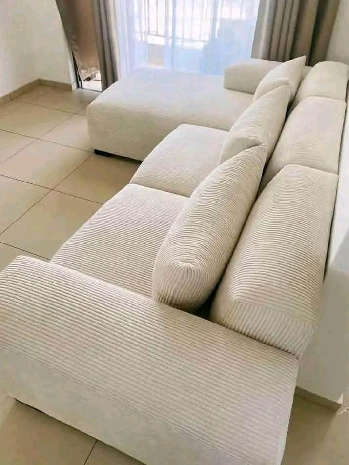 Modern Cream Sectional Sofa