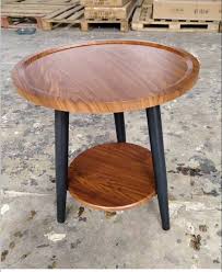 Table d'appoint en bois