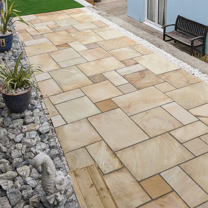 Mint Fossil Indian Sandstone Paving Tiles