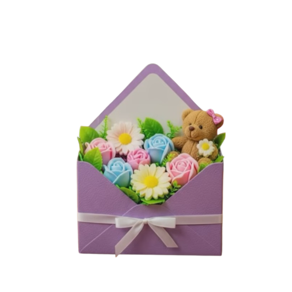 Jabón para regalo con sobre y flor artesanales (7 pza)