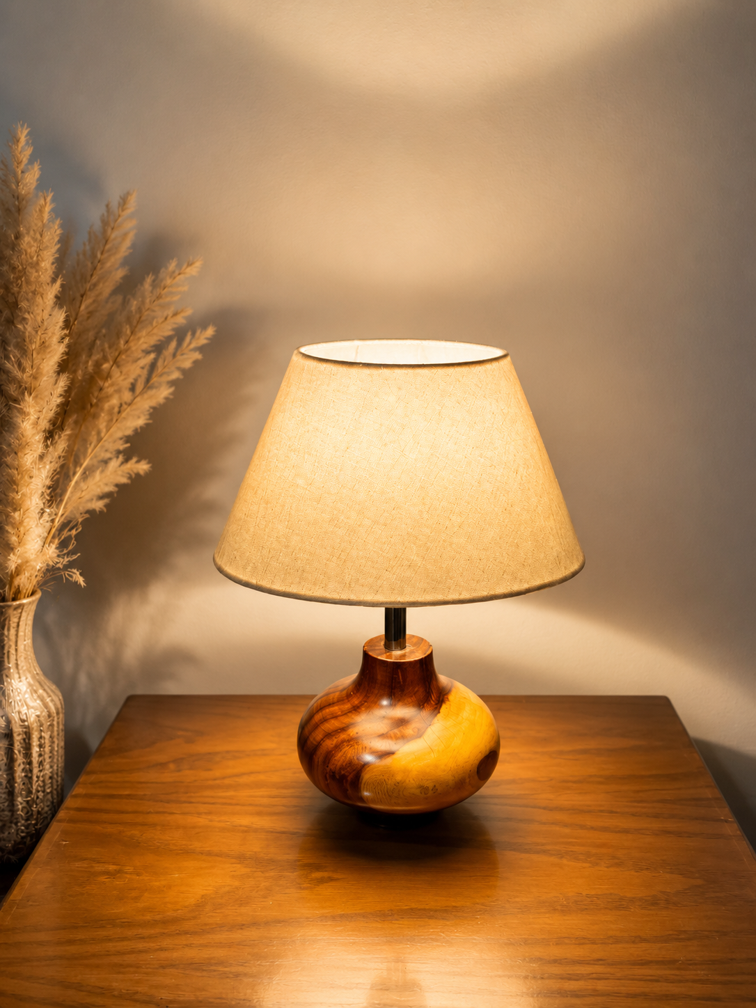 Elegant Wooden Table Lamp