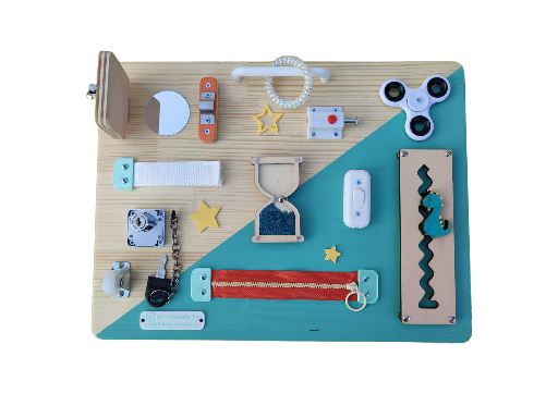 Χειροποίητο Busy Board 40x30cm από ξύλο ελάτης.