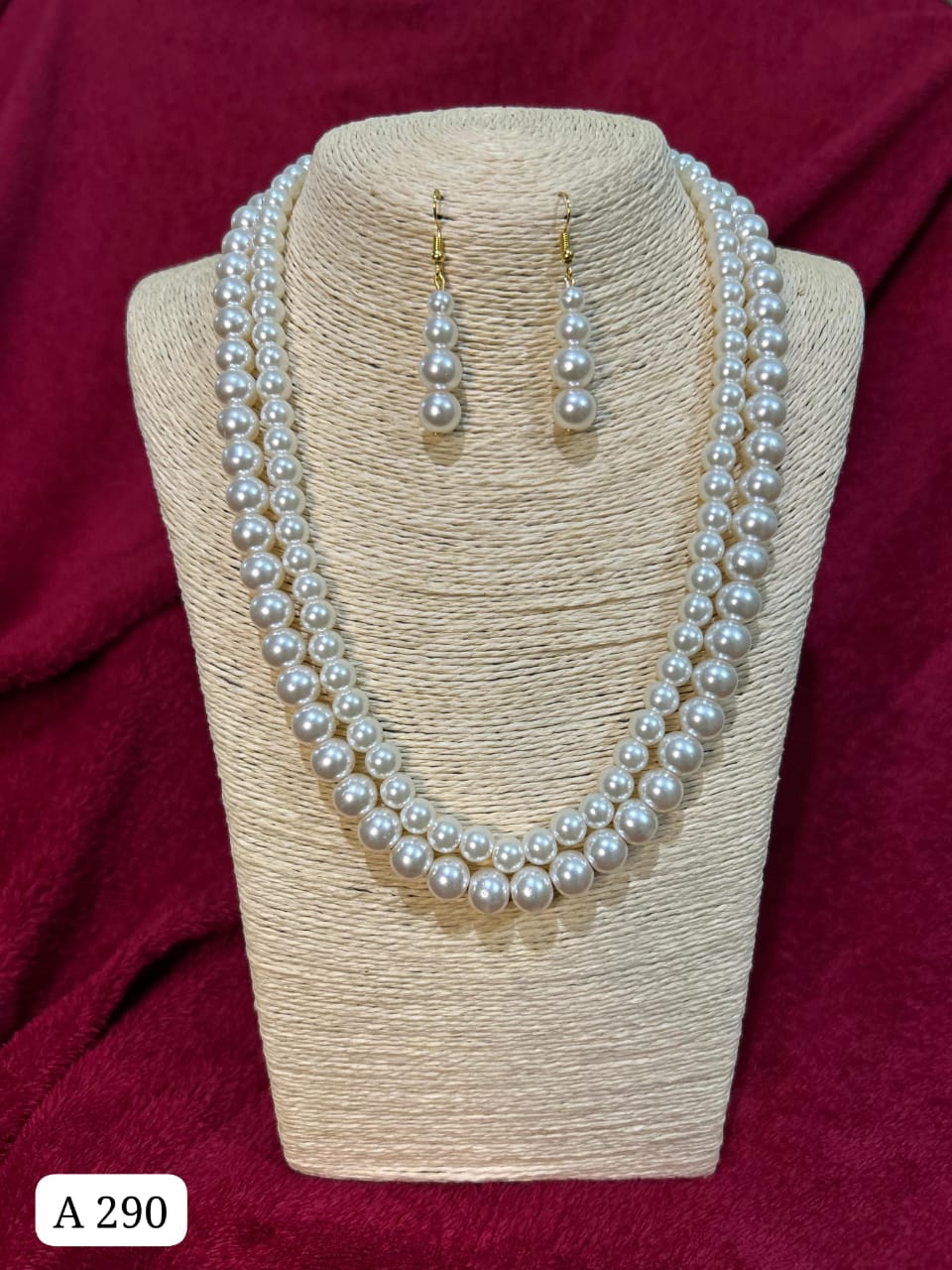 Elegant Pearl Necklace & Earring Set