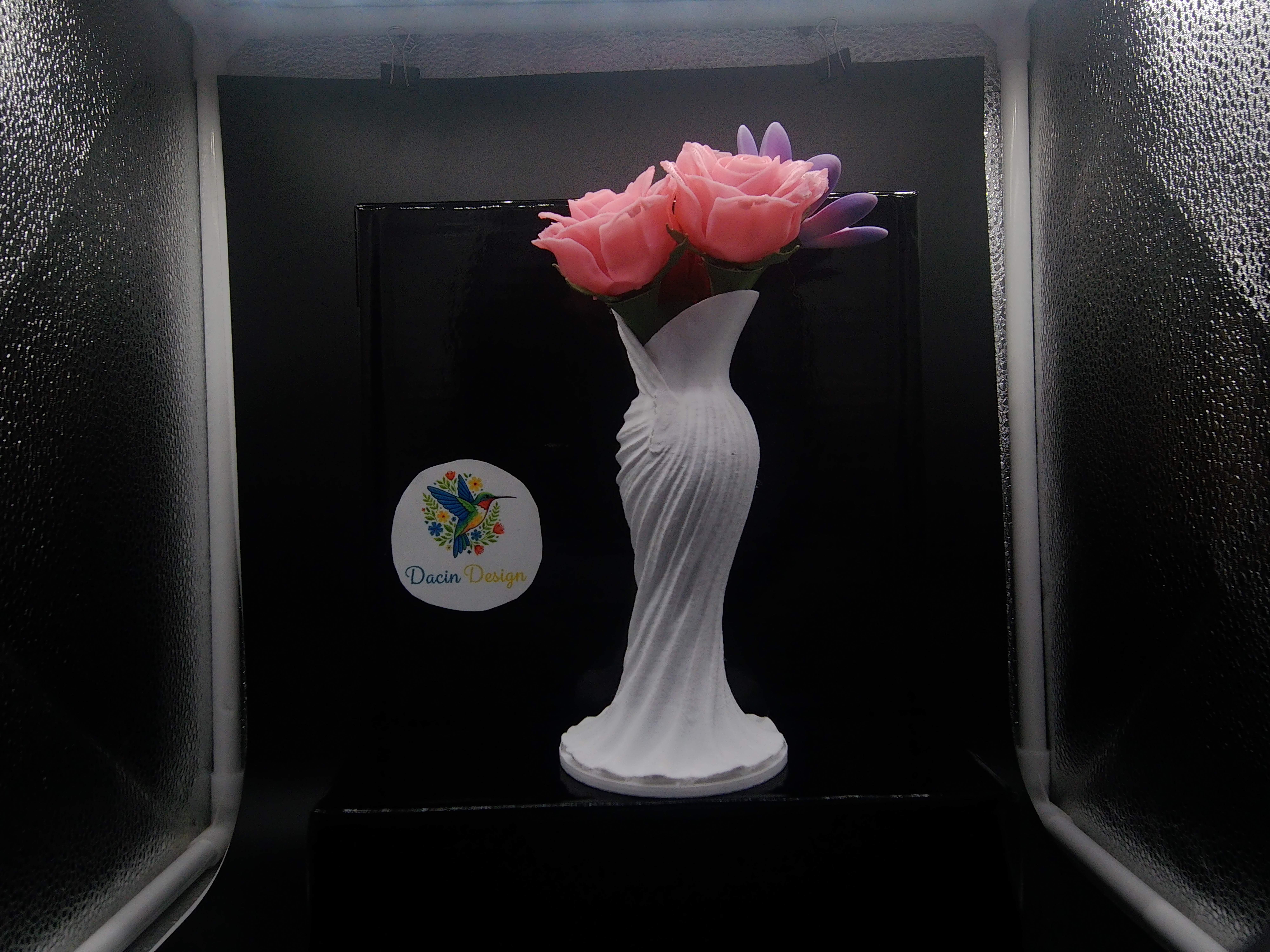 Elegant White Spiral Wedding Dress Vase