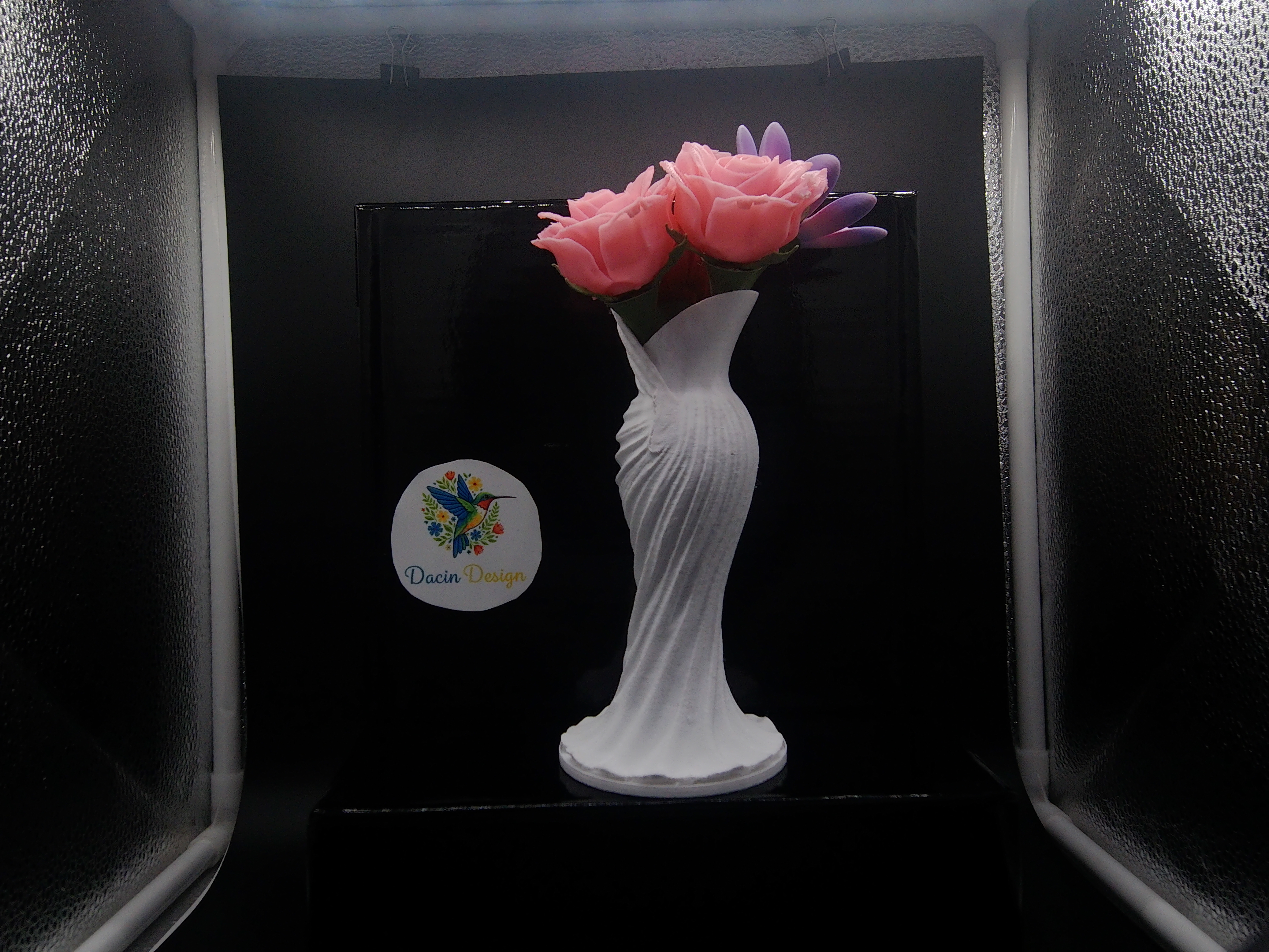 Elegant White Spiral Wedding Dress Vase