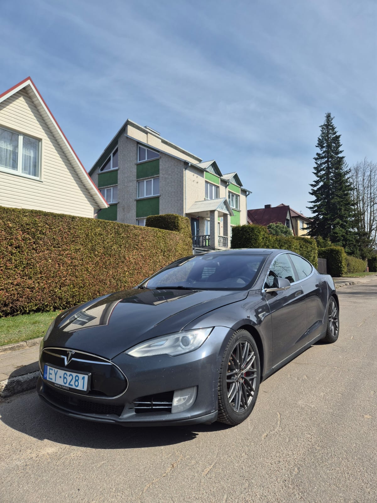  Tesla S P85D