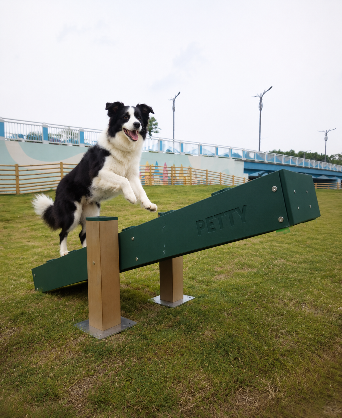 BALANCE BEAM