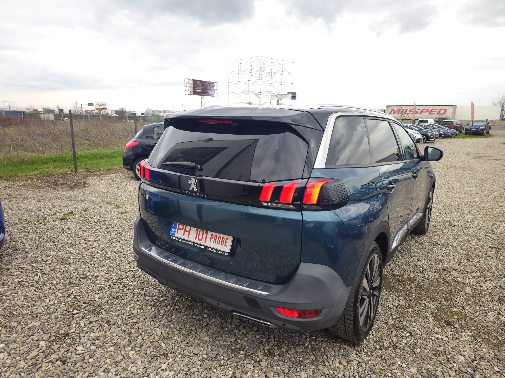 Peugeot 5008