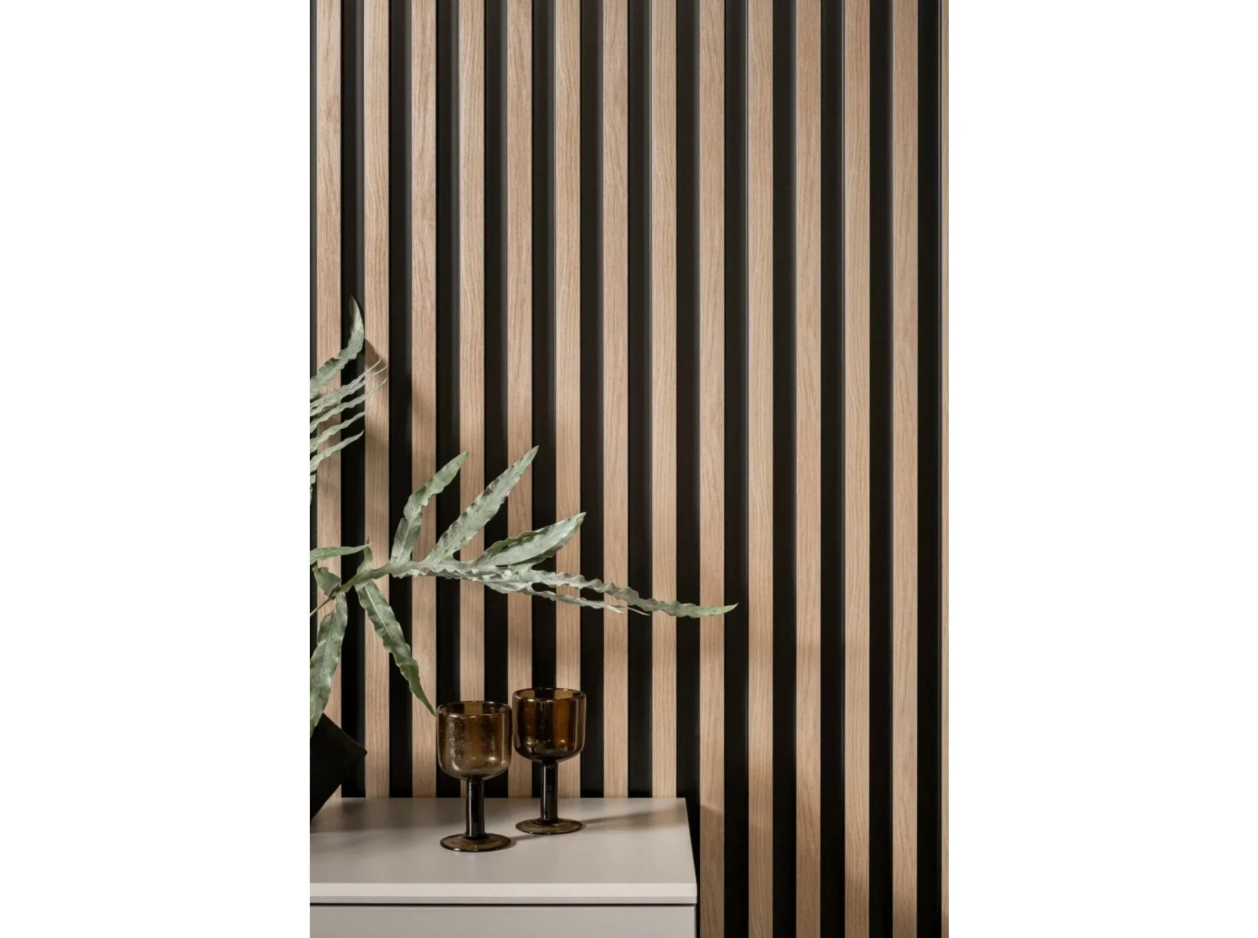 Panou decorativ riflat din polimer dur LARGO